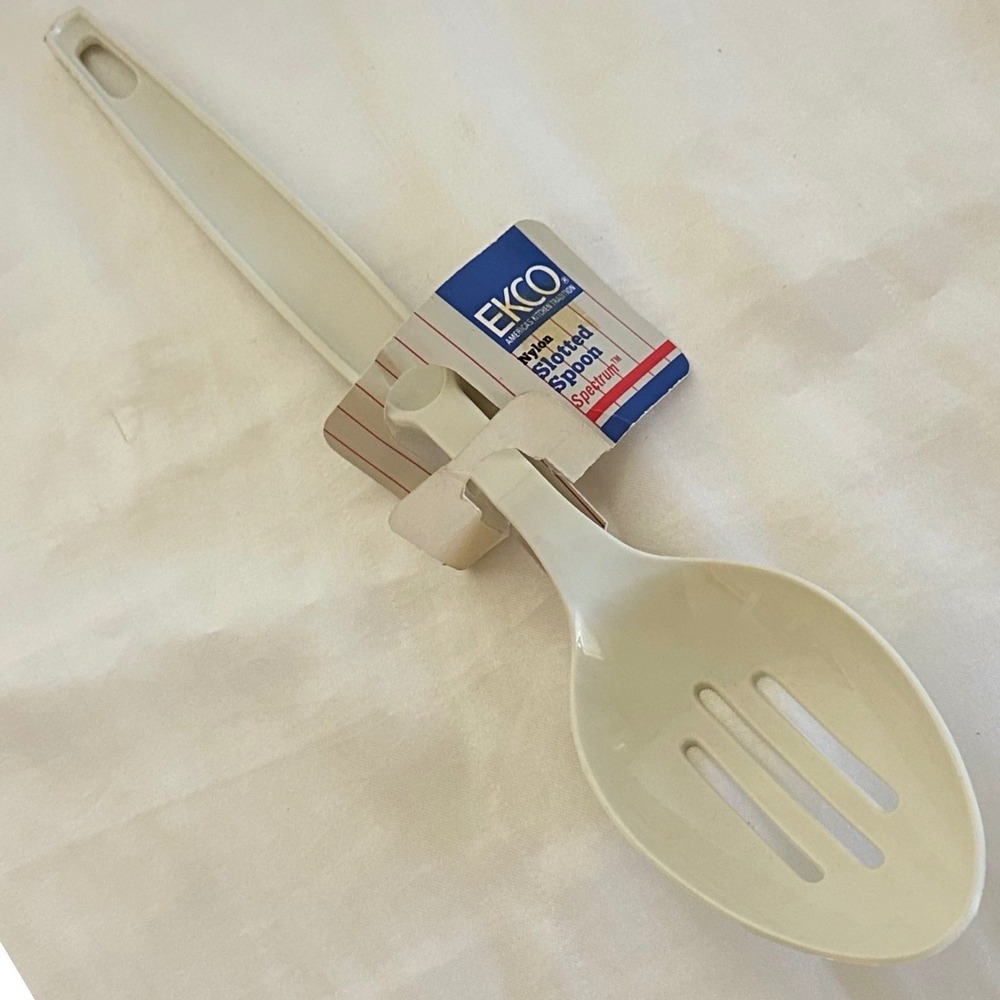 EKCO Slotted Spoon White NEW Vintage 1986 Nylon Spectrum Made in USA
